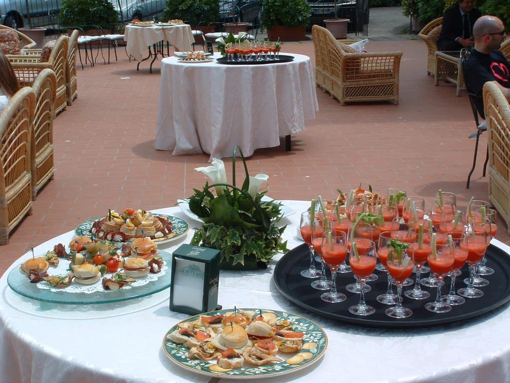 Monte Del Re Hotel Dozza Bagian luar foto