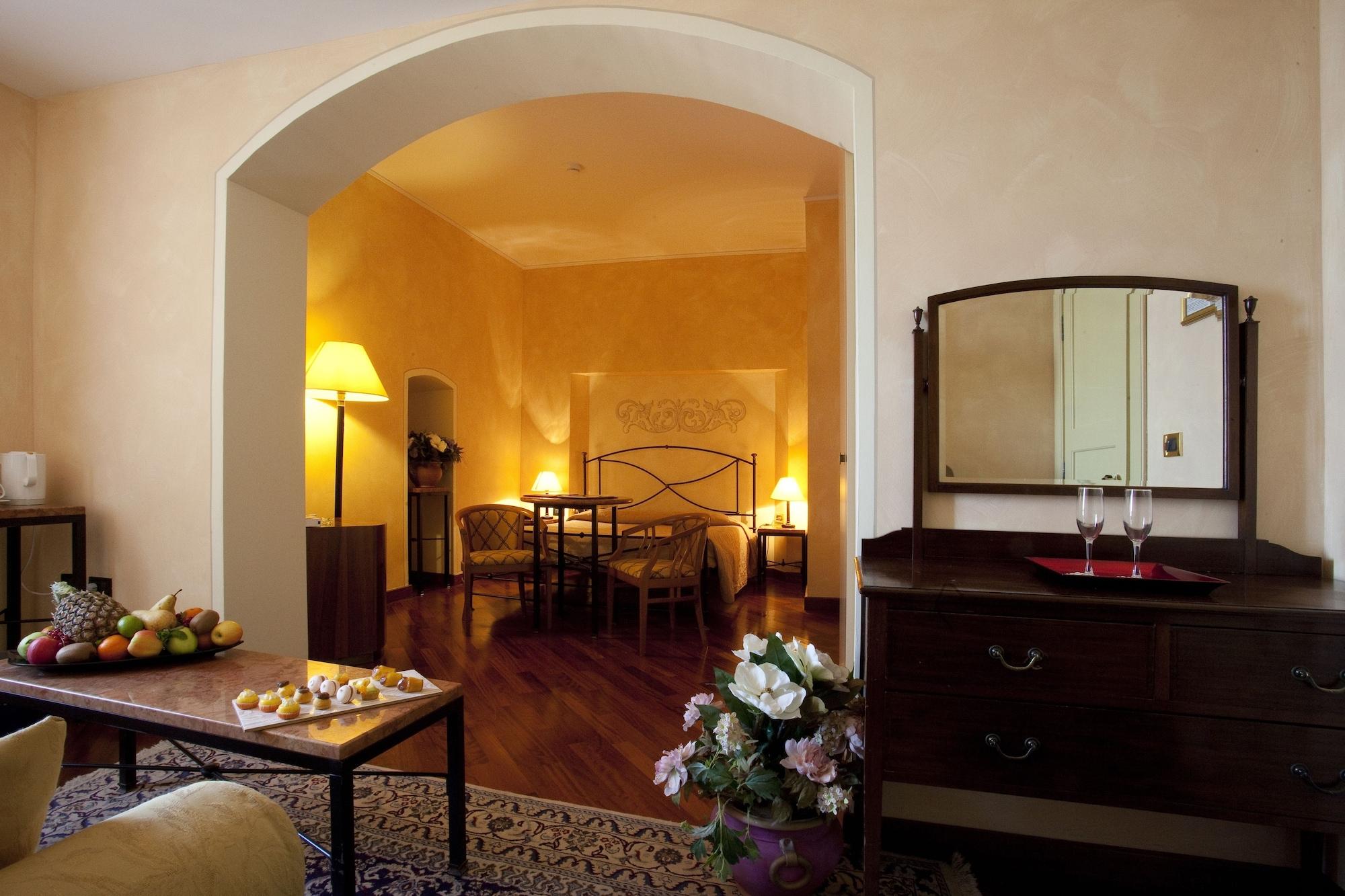 Monte Del Re Hotel Dozza Bagian luar foto